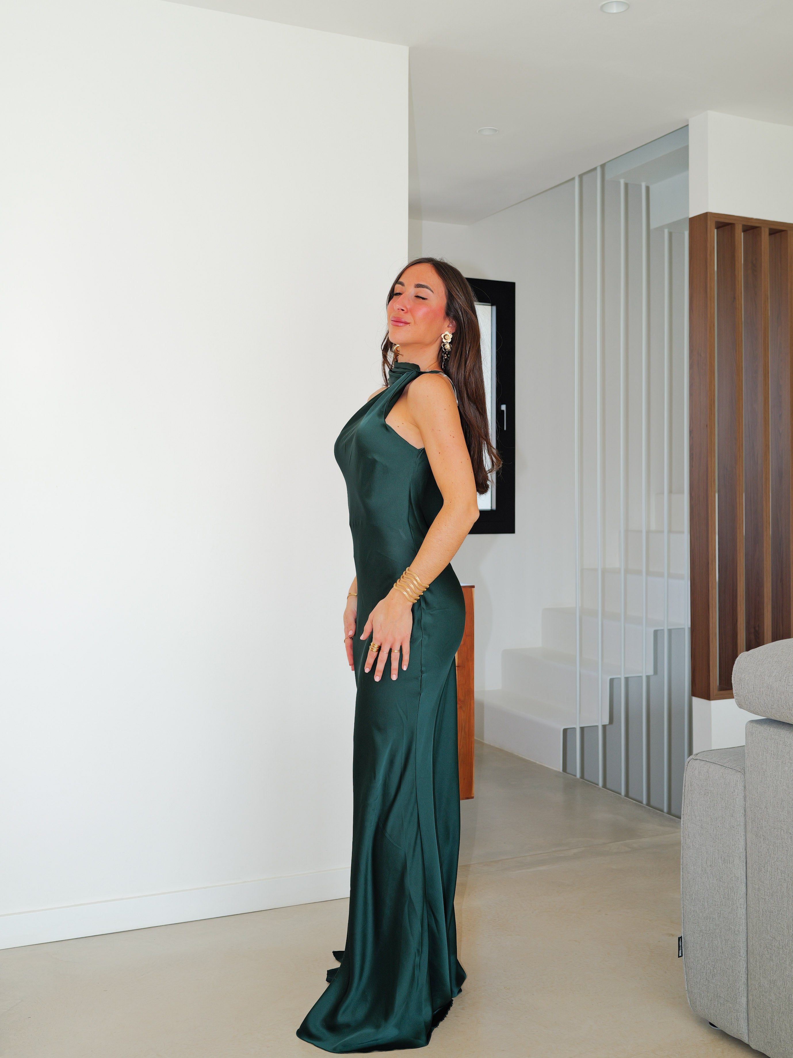 Vestido largo raso choker botella