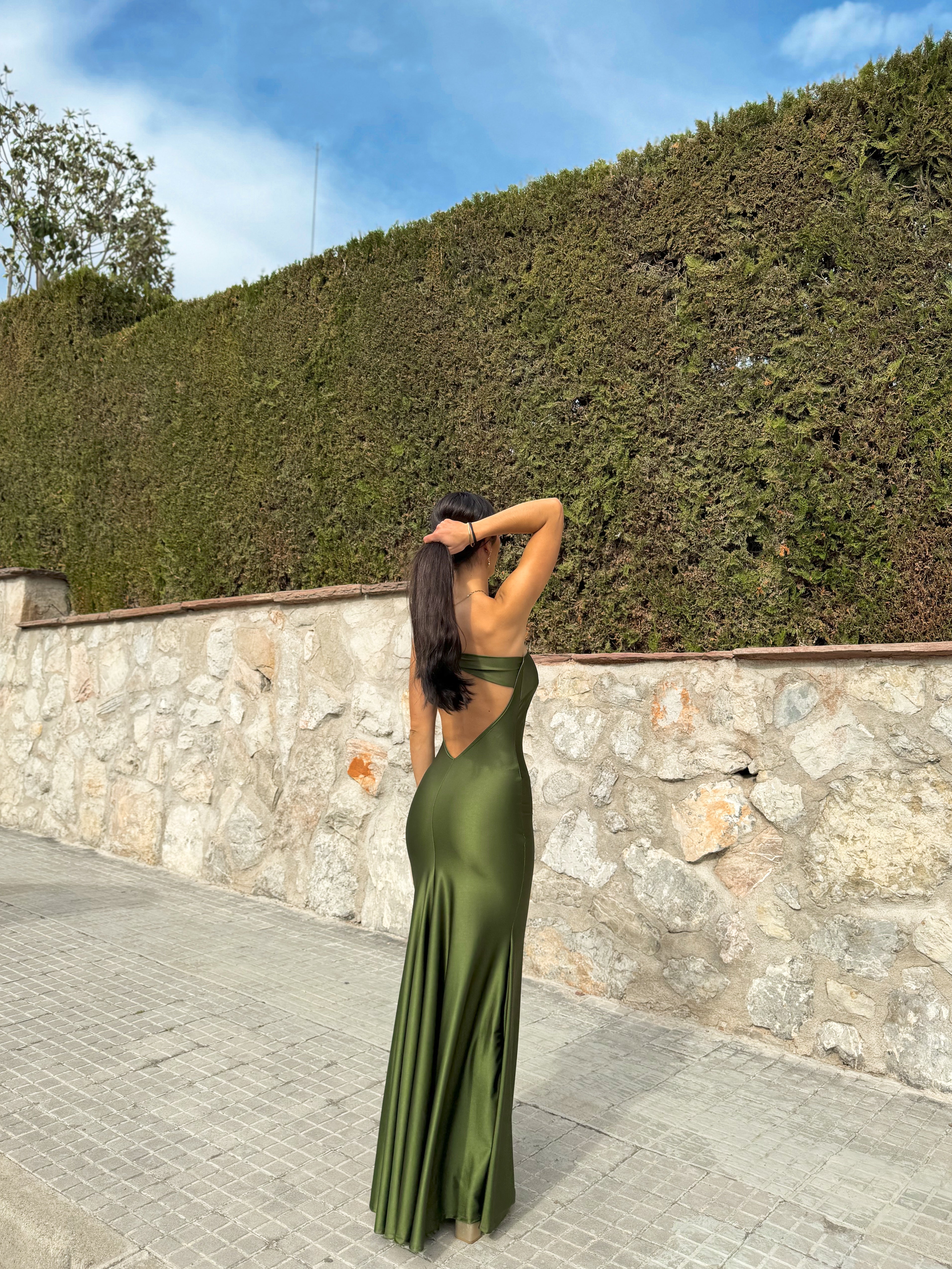 Vestido asim espalda nudo oliva