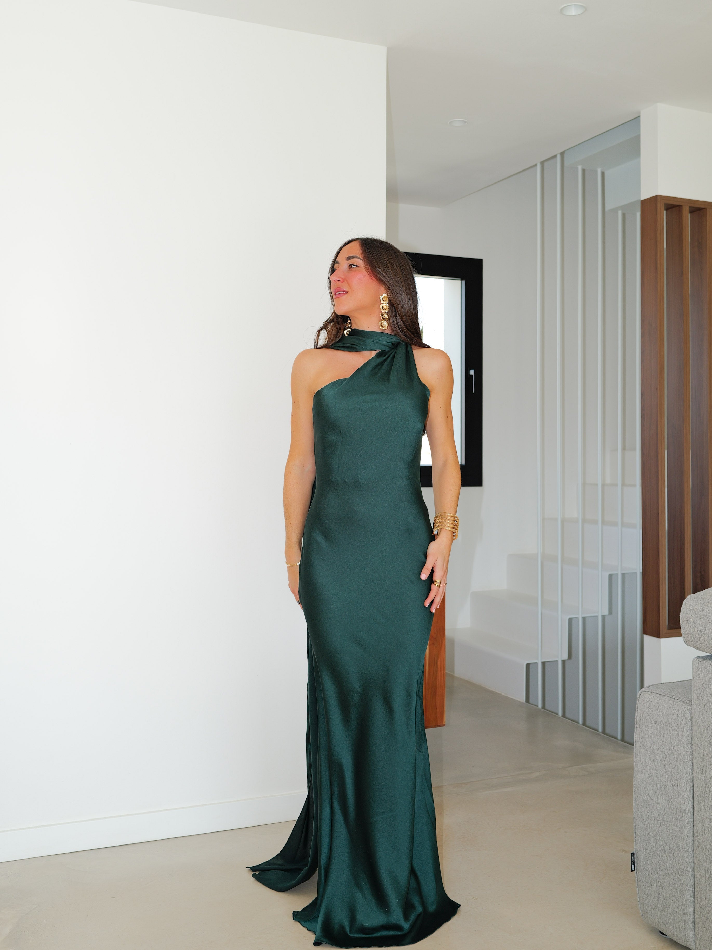 Vestido largo raso choker botella