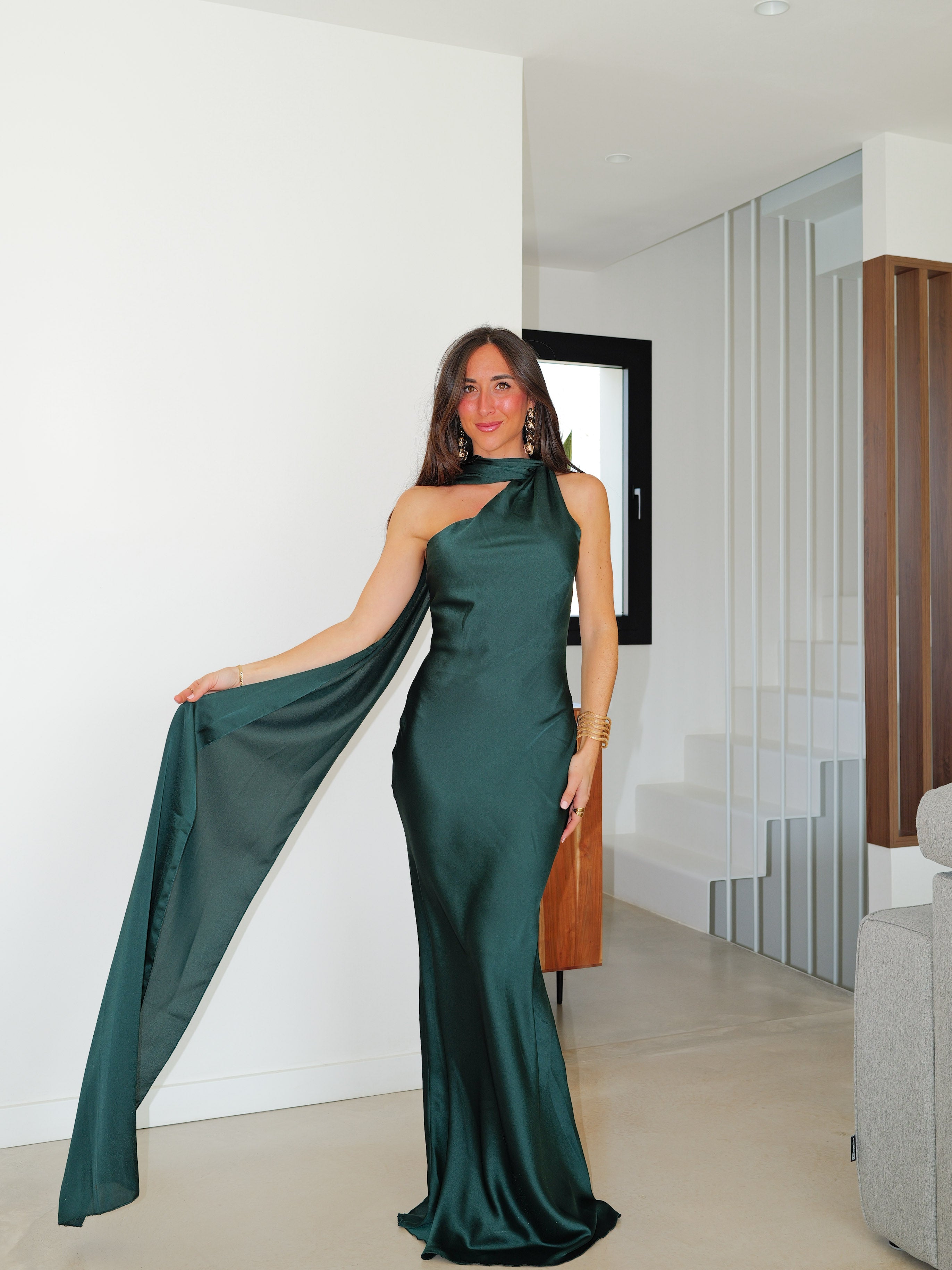 Vestido largo raso choker botella