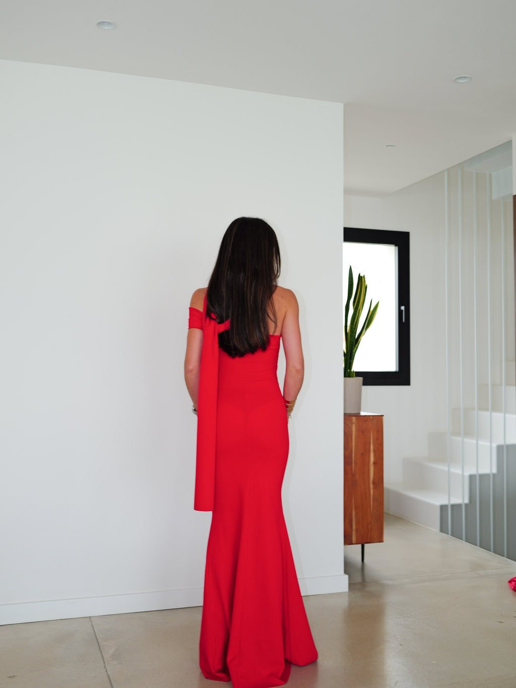 Vestido choker frunce asimétrico rojo