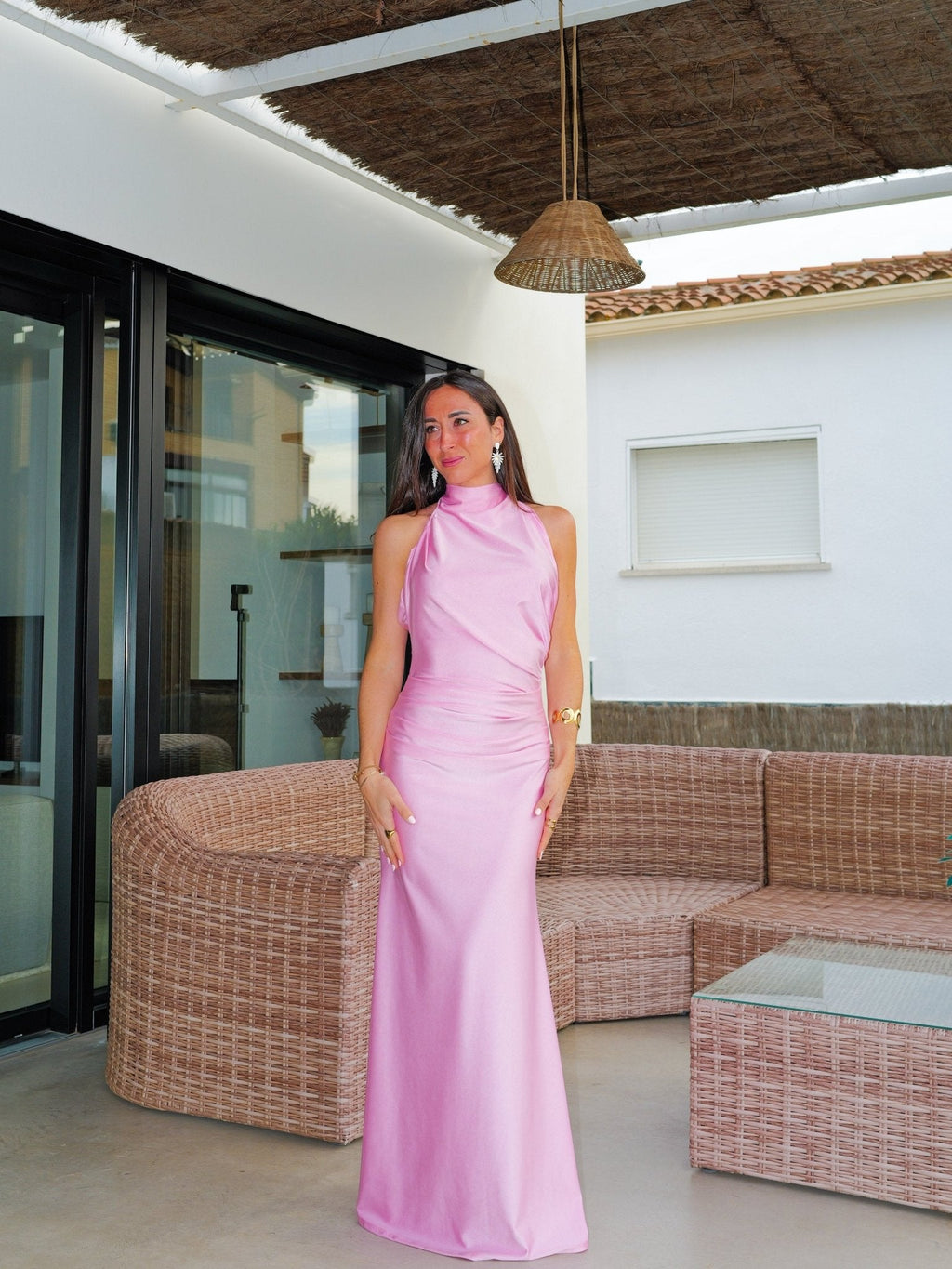 Vestido halter fruncido espalda rosa